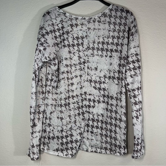 Maurices Gray Long Sleeve Fitted Top - Picture 3 of 5